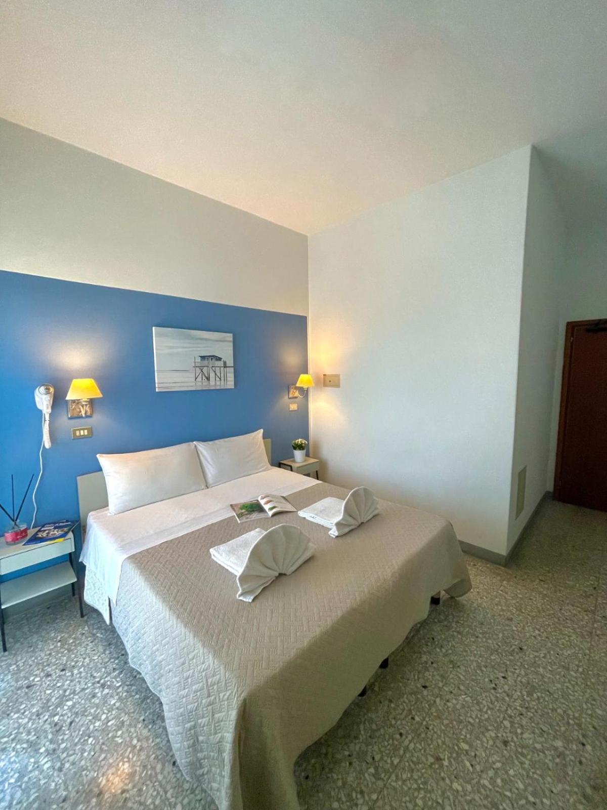 Hotel Alfa Anche In All Inclusive Римини Экстерьер фото