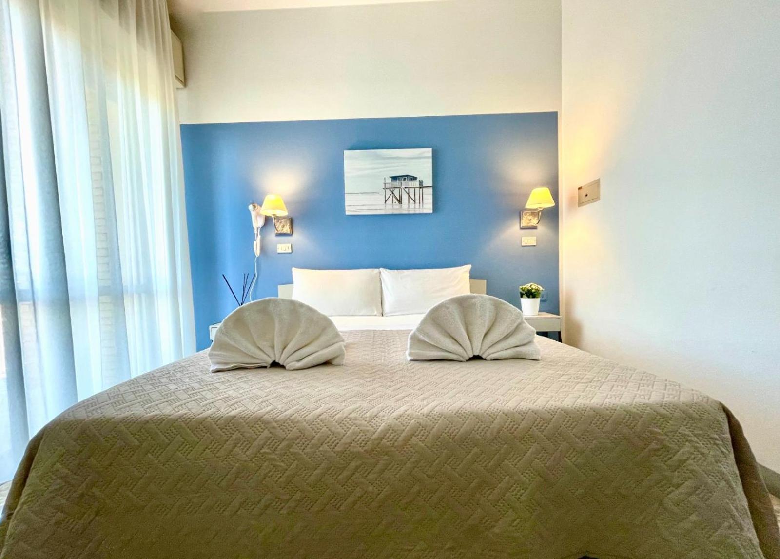 Hotel Alfa Anche In All Inclusive Римини Экстерьер фото