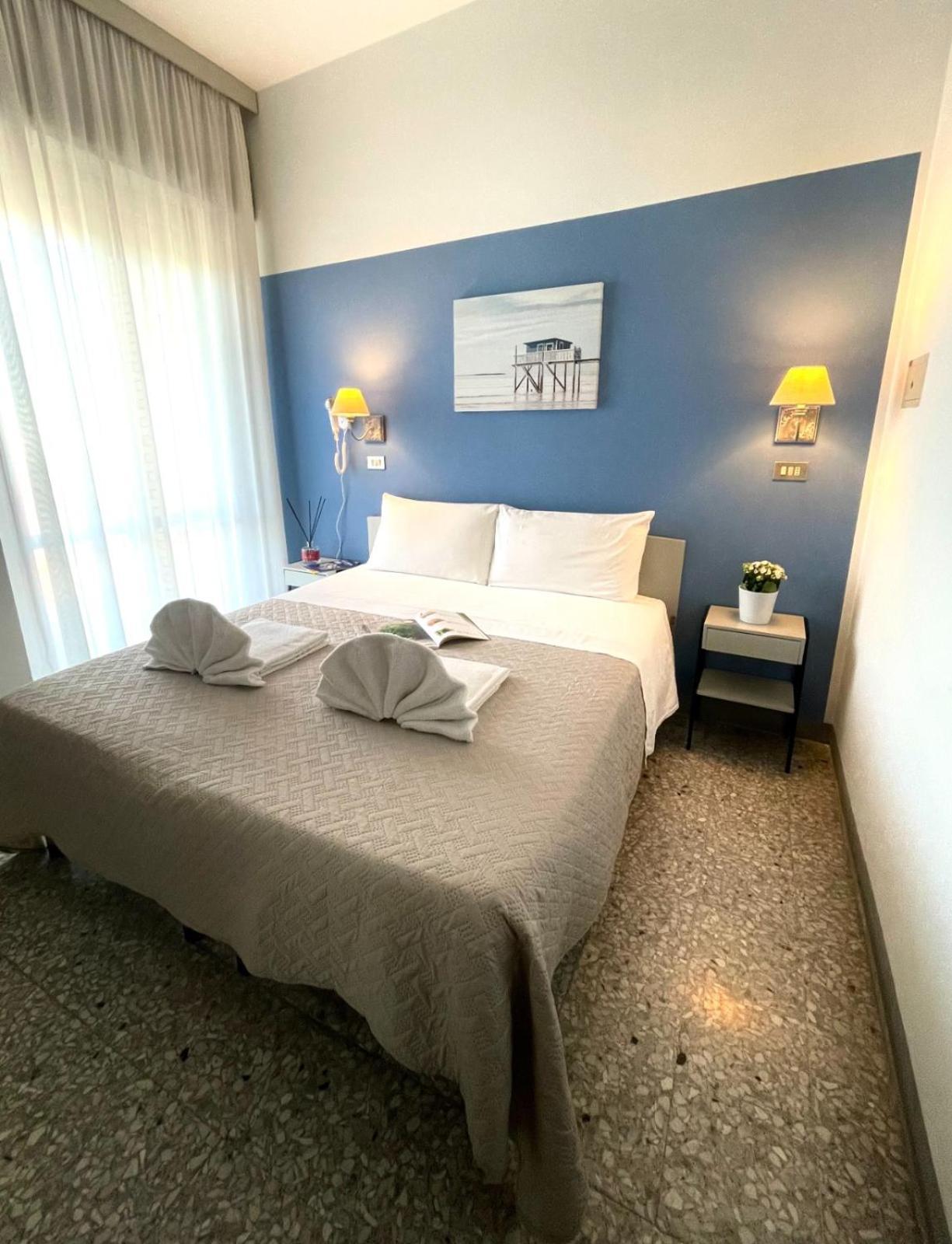 Hotel Alfa Anche In All Inclusive Римини Экстерьер фото